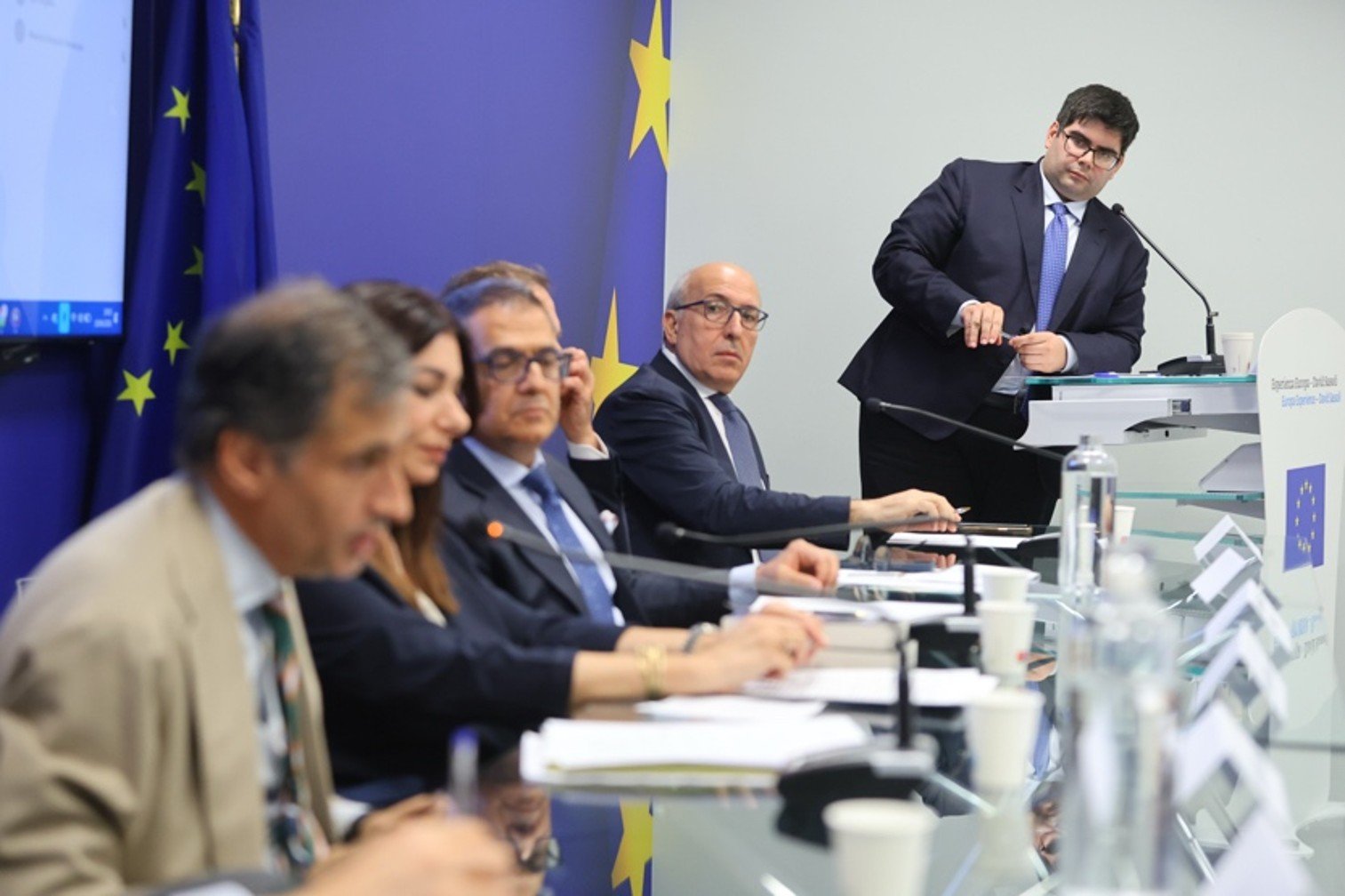 Criminalità organizzata transnazionale. L’Europa e le sfide internazionali a tutela dell’economia delle istituzioni e della democrazia.